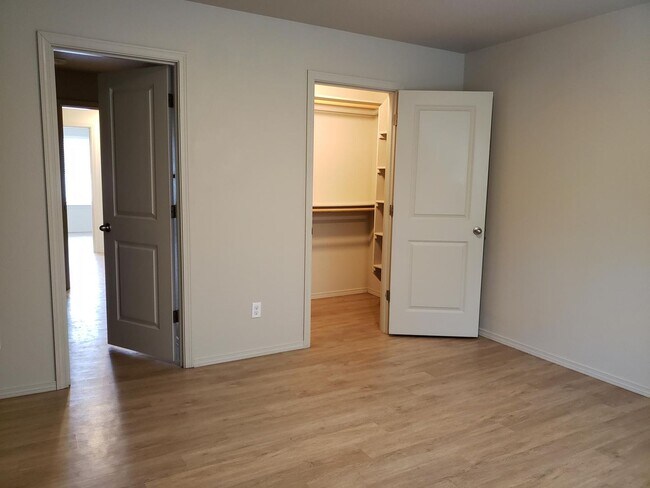 Yamhill Firs Apartments