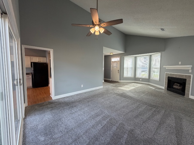 Photo - 120 Gateway Ln