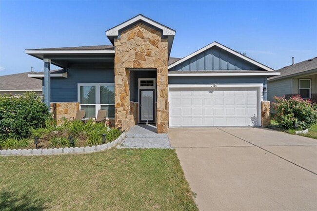 Building Photo - 13809 Harrisglenn Dr Rental