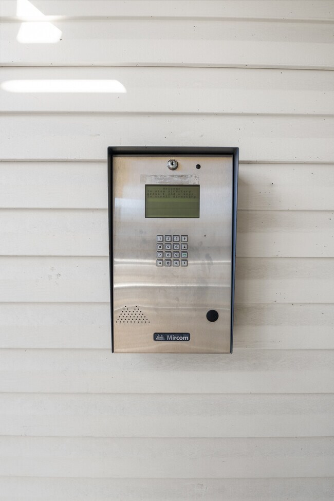 Photo - 240 N 2nd St Unidad H