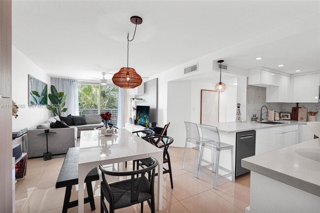 Photo - 1605 Bay Rd Unidad 201