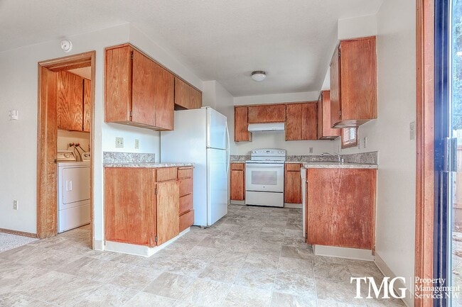 Photo - 618-620 SE 131st Ct. Unit 618