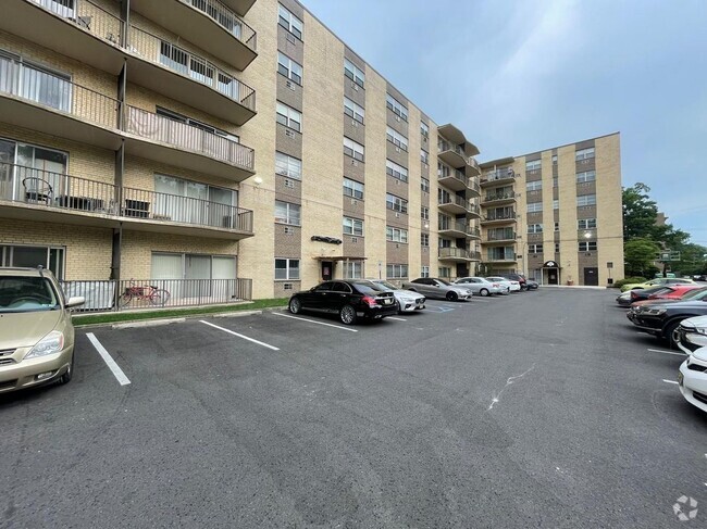 Building Photo - 416 Chestnut St Rental