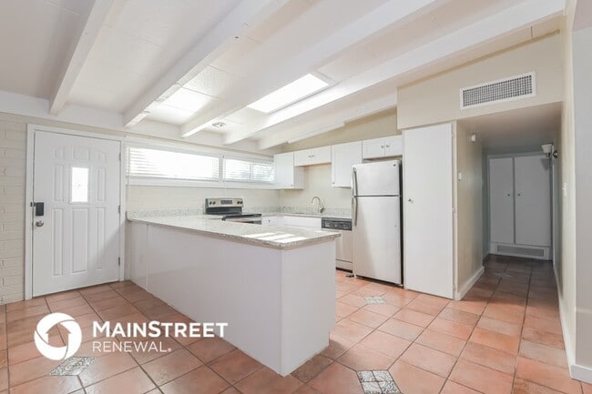 Photo - 5913 E Lester Dr