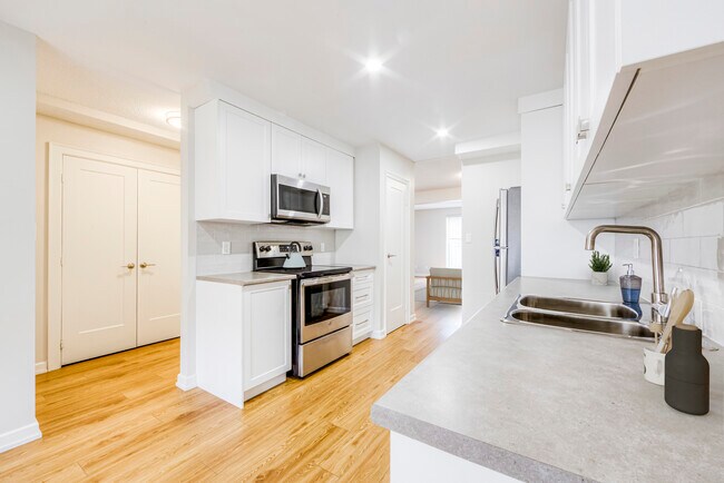 Photo - Oakdale Heights