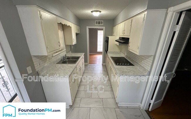 Photo - 2881 Brandale St