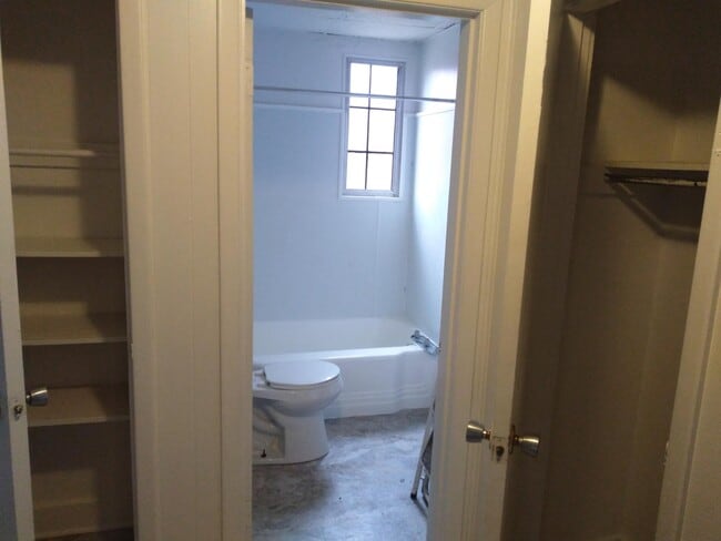 Photo - 1028 E 5th St Apartment Unit 1-2