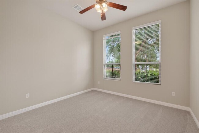 Photo - 1501 Lawrence St