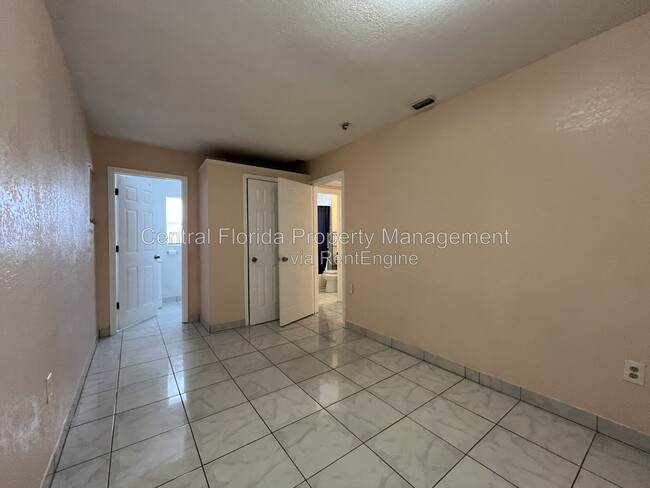Photo - 2521 Kingsland Ave
