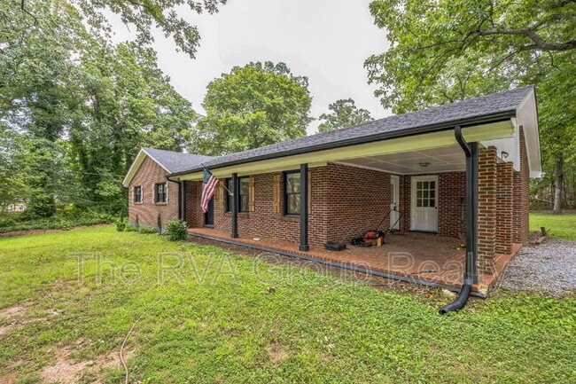 580 Dixie Airport Rd