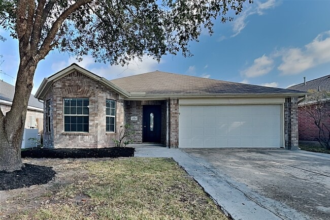 Building Photo - 2519 Fox Water Dr