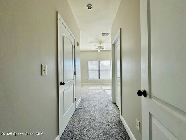 Photo - 6460 Borasco Dr Unit 3904