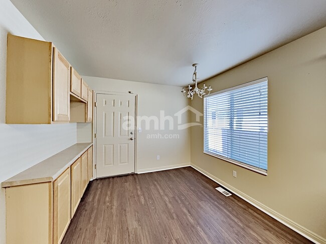 Photo - 3224 E Golden Eagle Rd