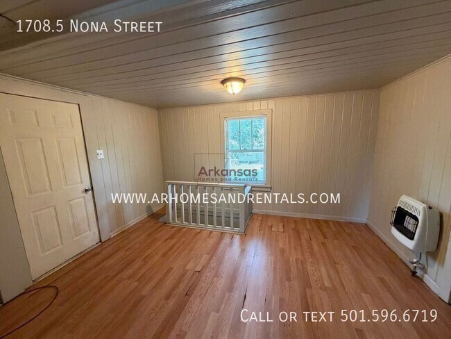 Photo - 1708.5 Nona St