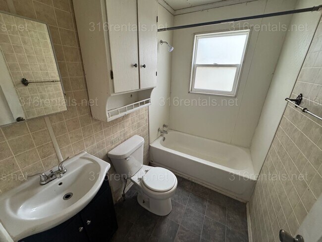 Photo - $875 - 2 bed 1 bath - Single Family Home