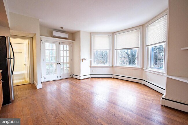 Photo - 1400 Delaware Ave Unidad B2