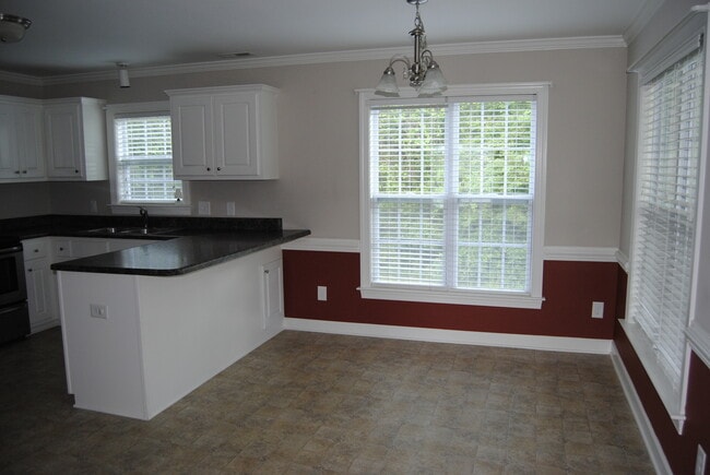 Photo - 105 Tillage Pl