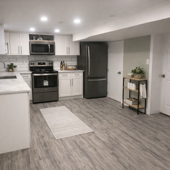 Building Photo - 35 Collingdon Dr