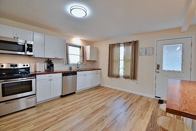 Photo - 216 Glen Ave