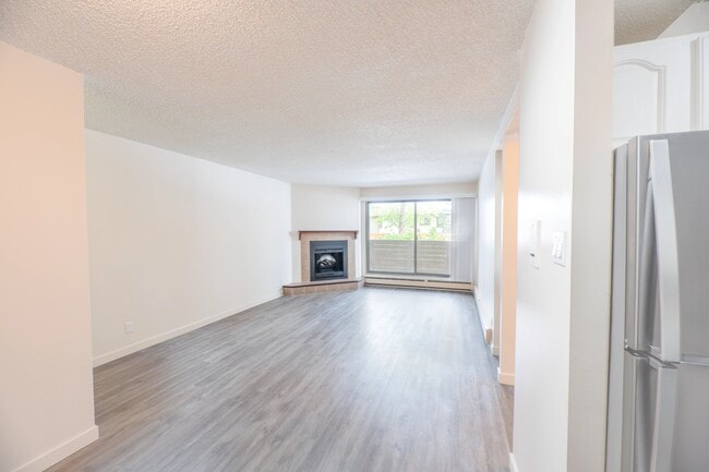 Photo - Glenmore Estates