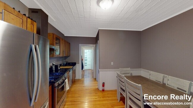 Photo - 173 Rindge Ave Unit 2L