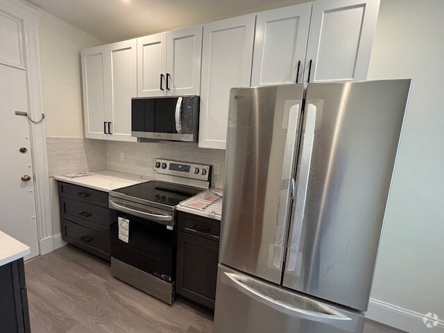 Building Photo - 2 Sutherland Rd Unit 1 Rental