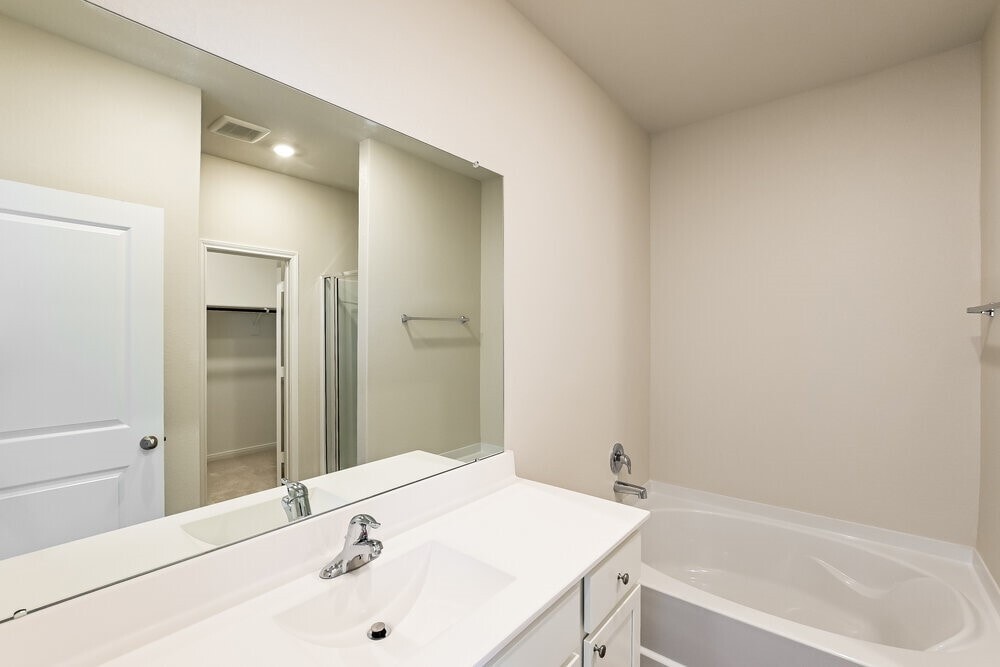 Photo - 420 Mustang Trot Dr