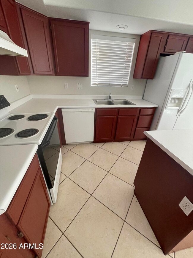 Photo - 1921 W Winchester Way