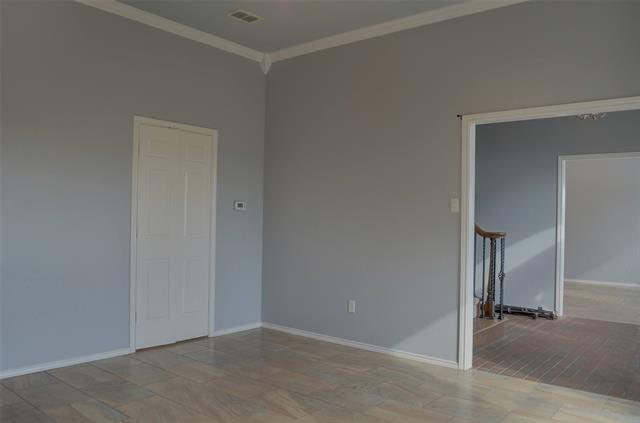 Photo - 105 Country Green Ct