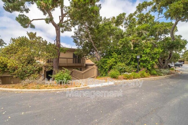 Photo - 29 Montsalas Dr