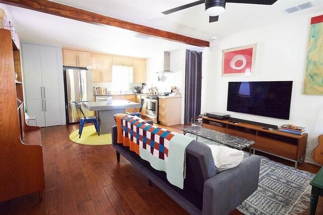 Photo - 4704 Bandera Rd