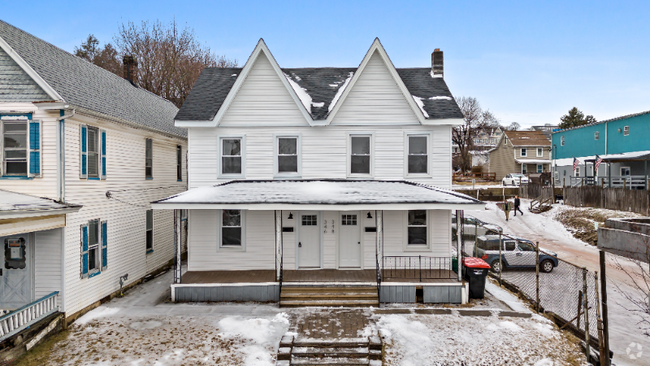 Building Photo - 346-348 N 1st St Rental