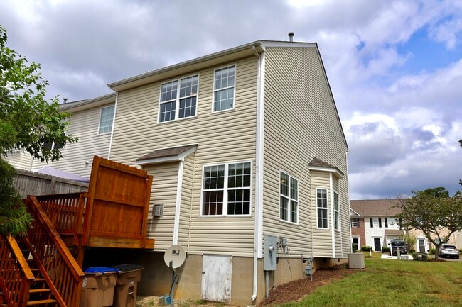 Photo - 8330 Bratt Ave