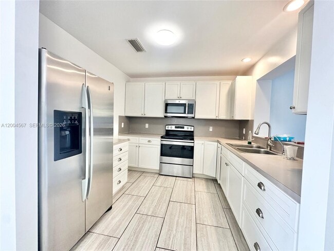 Photo - 4175 SW 84th Ave