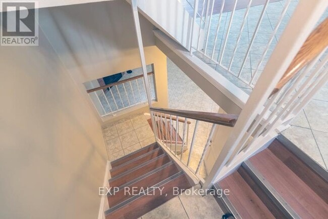 Photo - 7591 Scholfield Rd