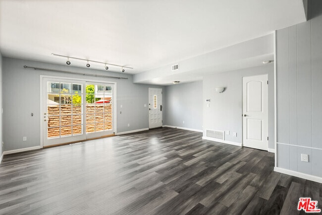 Building Photo - 13219 Fiji Way Unit C Rental