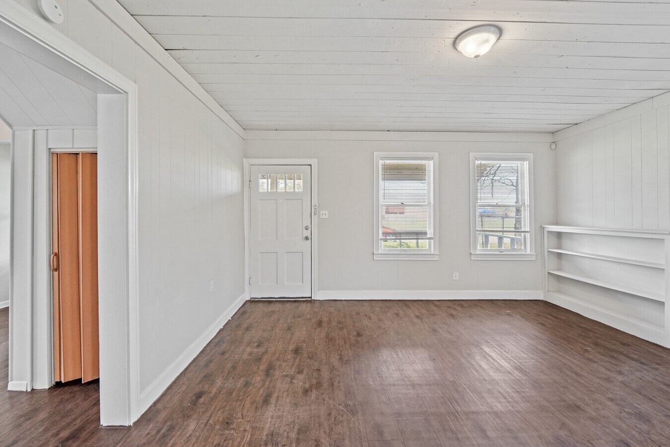 Photo - 205 Stimpson St