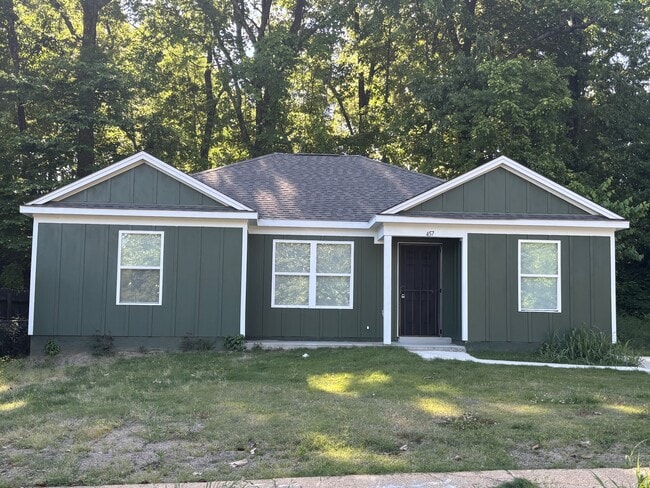 Building Photo - 457 Fernhill Cove