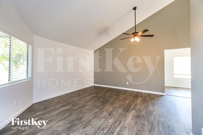 Photo - 9991 E Victoria Ln