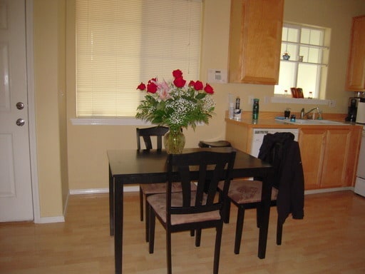 Photo - Fresh 3 bedroom - New Carpet new paint in Quatama area