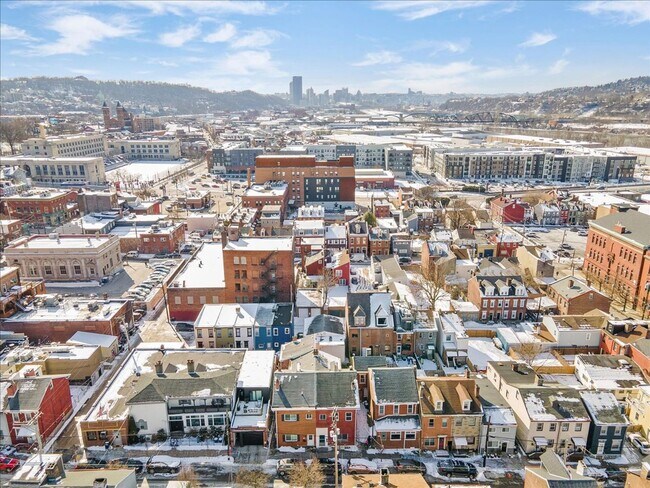 Photo - 176 42nd St Unit 2