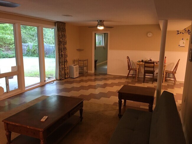 Photo - 7514 Sweetbriar Dr Unidad #2 (LL)