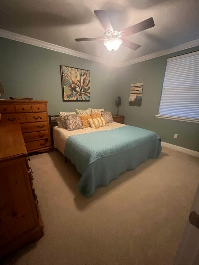 Photo - 132 Hidden Palms Ln