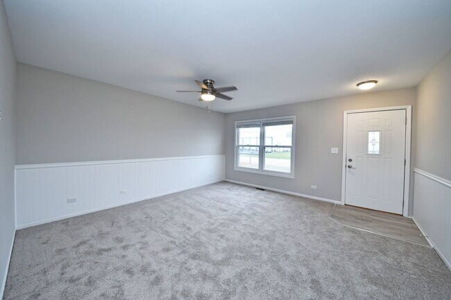 Photo - 94 W Elm Ave