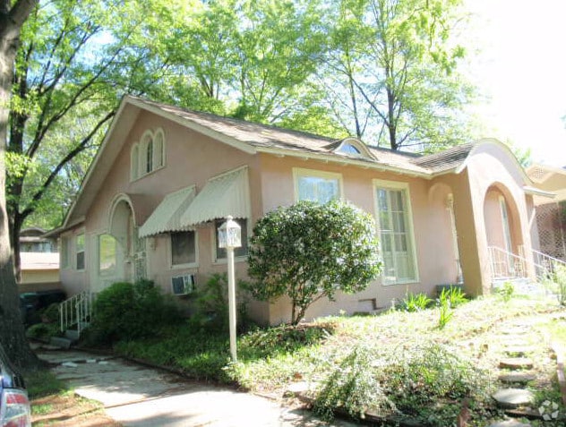 Building Photo - 682 N Barksdale St Rental