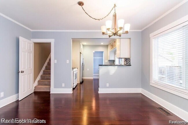 Photo - 1183 Bird Ave