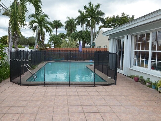 Building Photo - 11216 SW 63rd Terrace