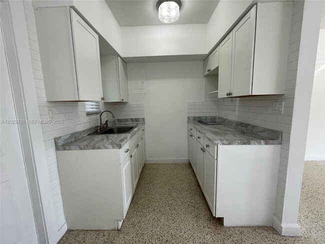Photo - 940 SW 4th Ave Unidad 1