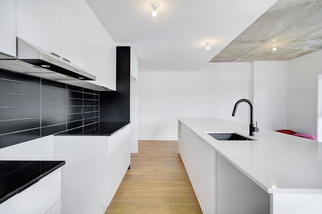 Photo - 4240 Rue Augustin Frigon Unit 212