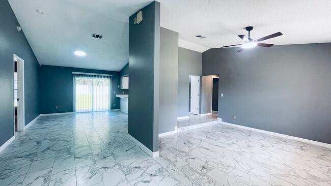 Photo - 6807 Galle Ct